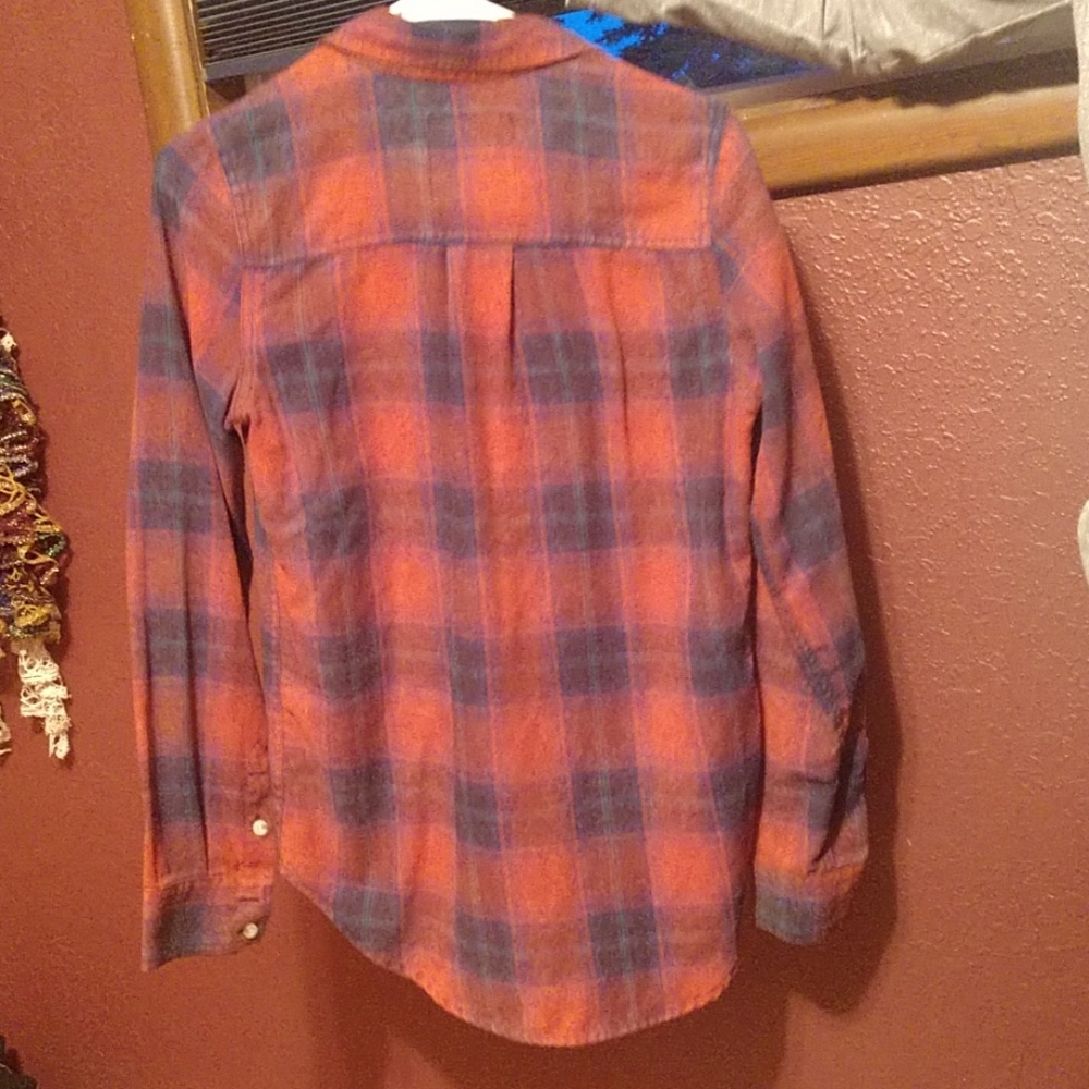 Shirt - Picture 2 of 2